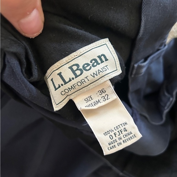 L.L. Bean Navy Blue Trousers Comfort Waist Formal Office 36 X 32 Casual - Picture 2 of 8